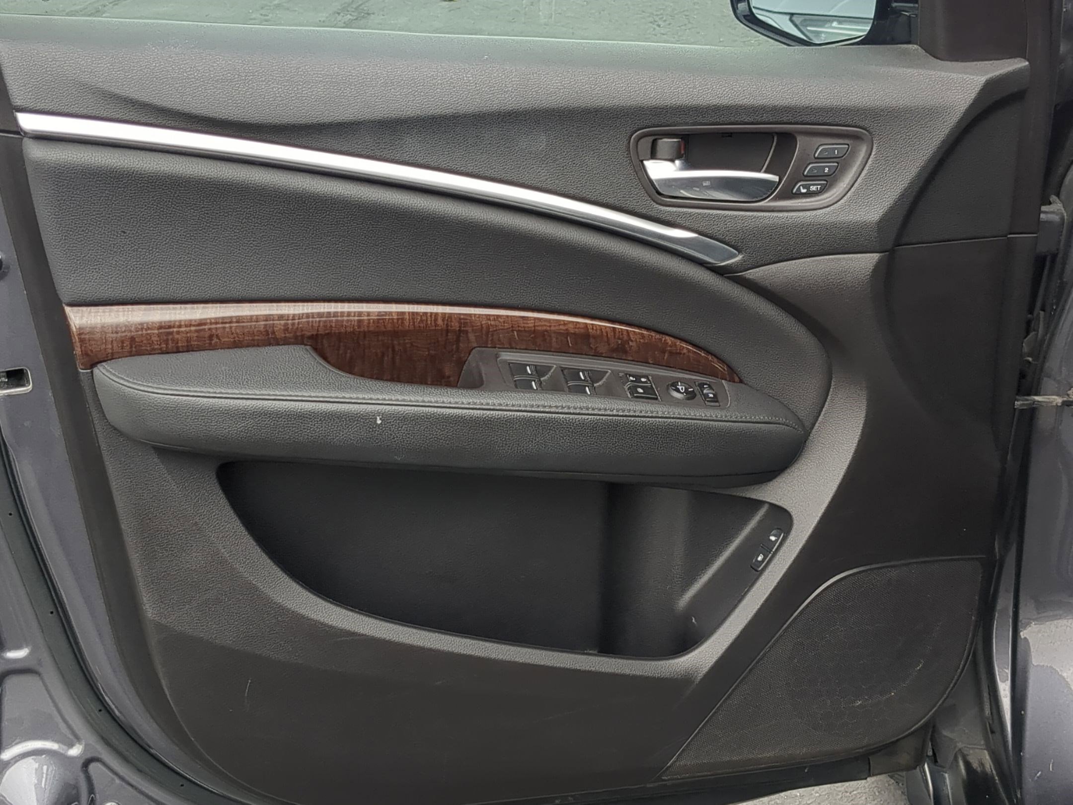 Used 2018 Acura MDX FWD image 14