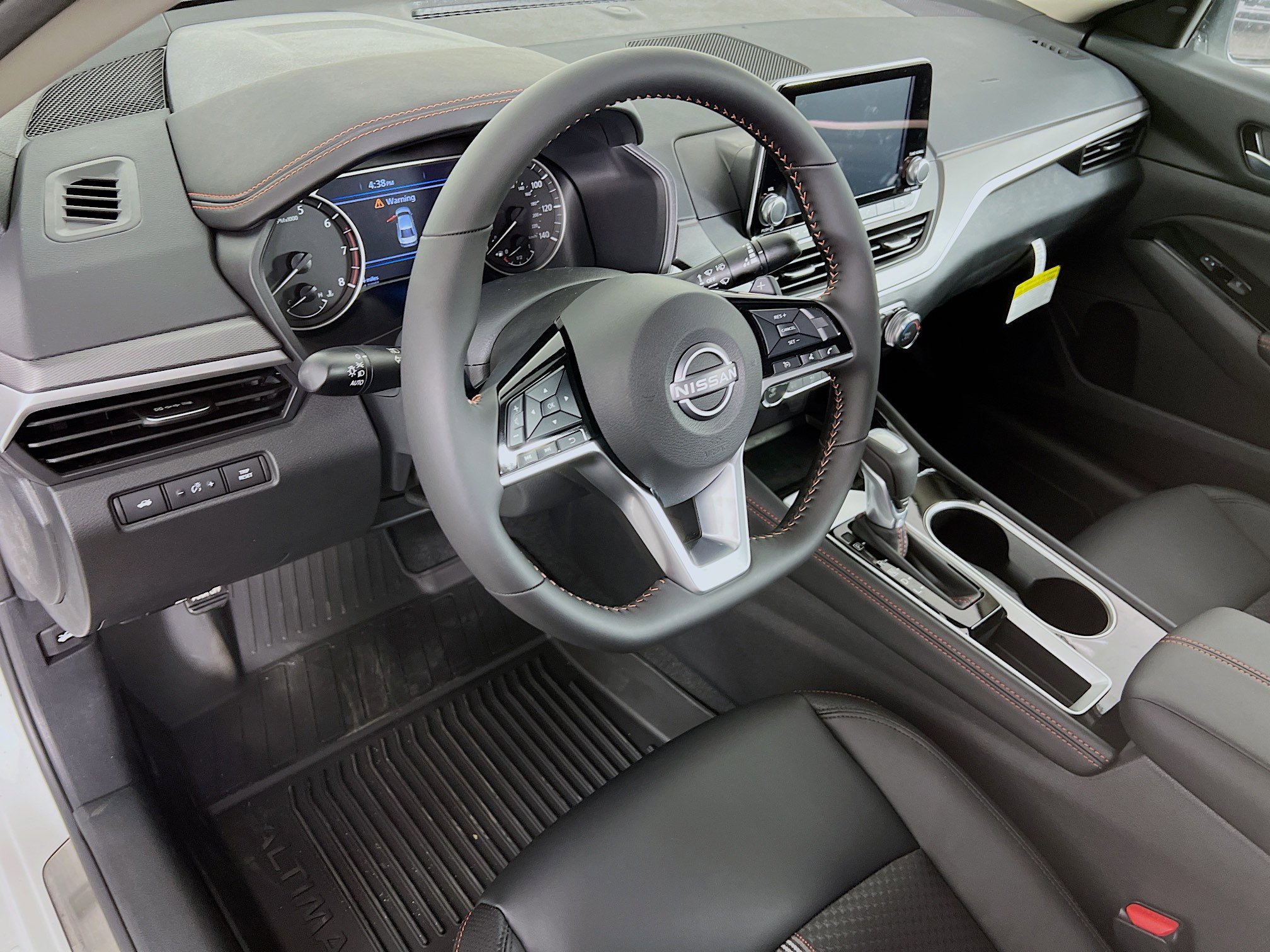 New 2025 Nissan Altima 2.5 SR image 7