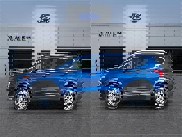 Used 2023 Hyundai Santa Fe SEL image 2