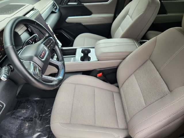 Used 2026 GMC Acadia Elevation FWD image 14