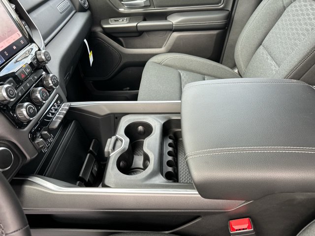New 2026 RAM 1500 Big Horn AWD/4WD image 33