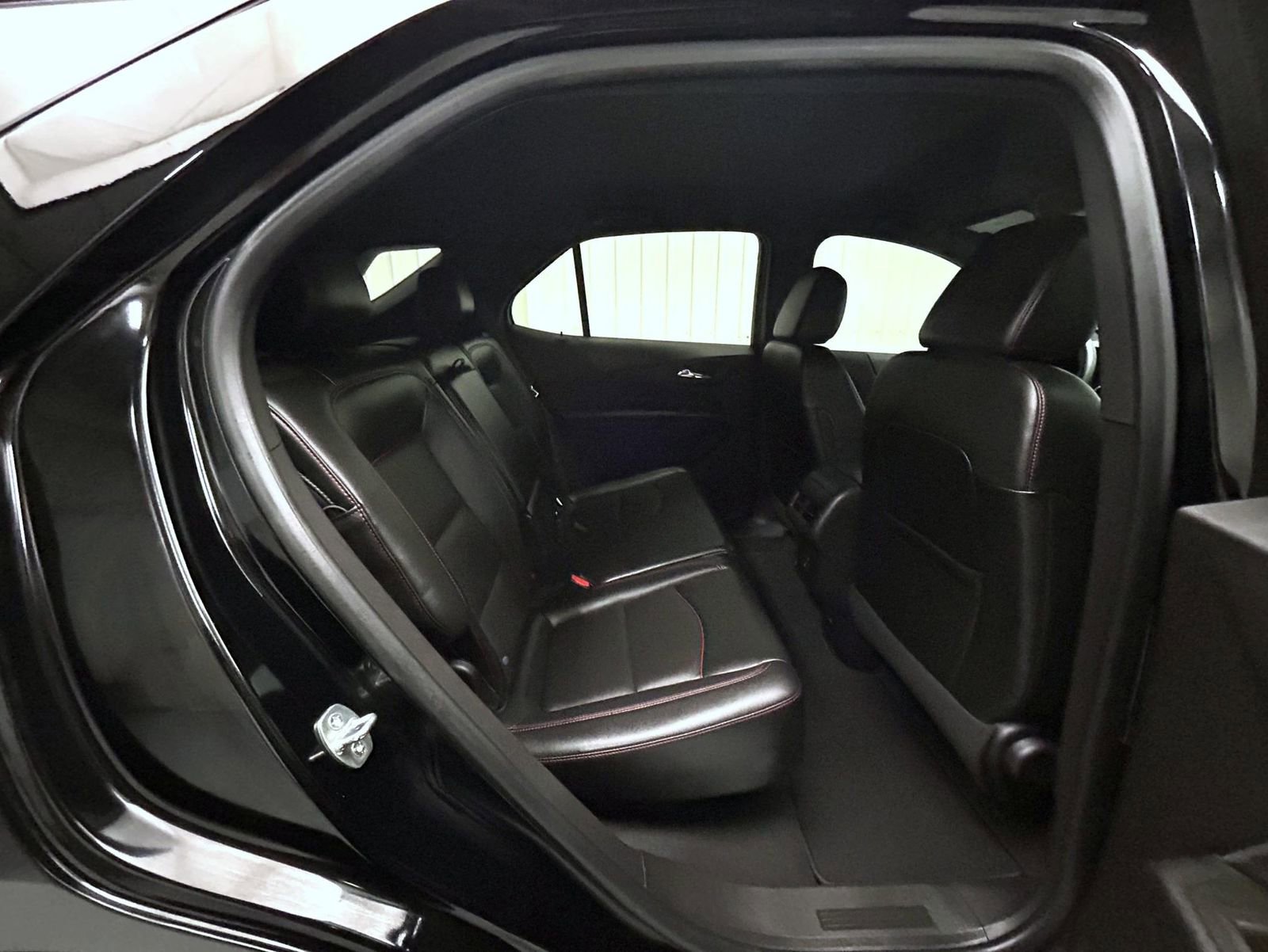 Used 2024 Chevrolet Equinox RS w/ RS Leather Package image 18