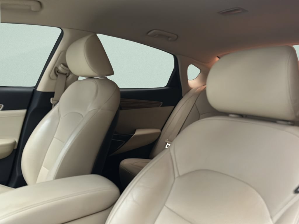 Used 2017 Kia Cadenza Premium FWD image 12