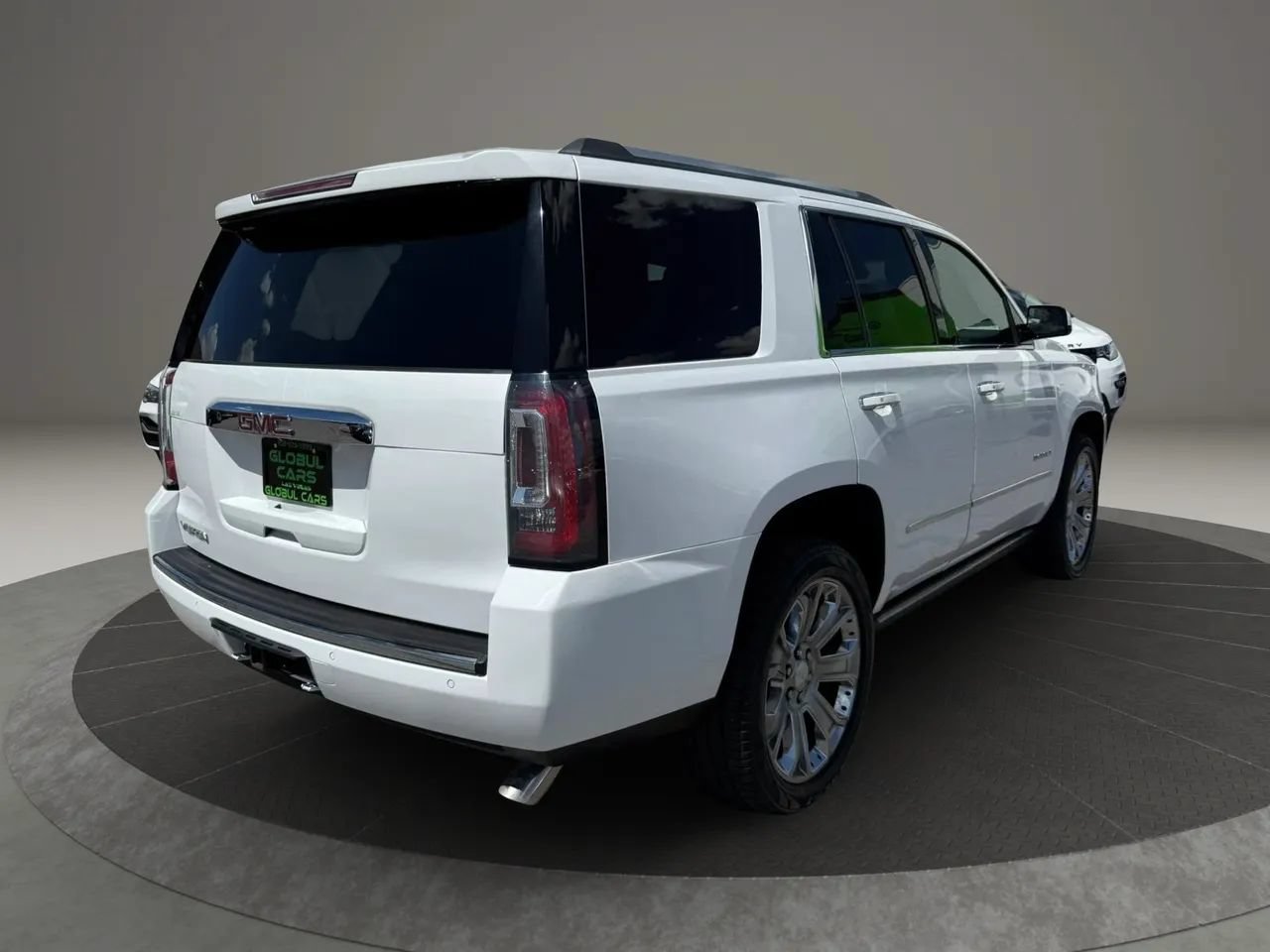 Used 2020 GMC Yukon Denali w/ Open Road Package AWD/4WD image 5