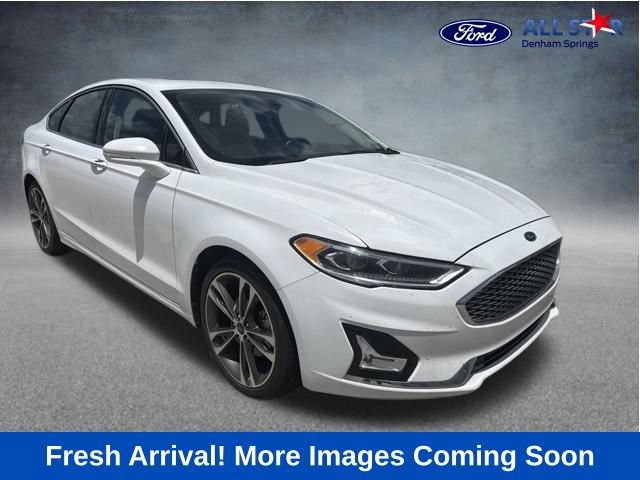Used 2019 Ford Fusion Titanium FWD image 1