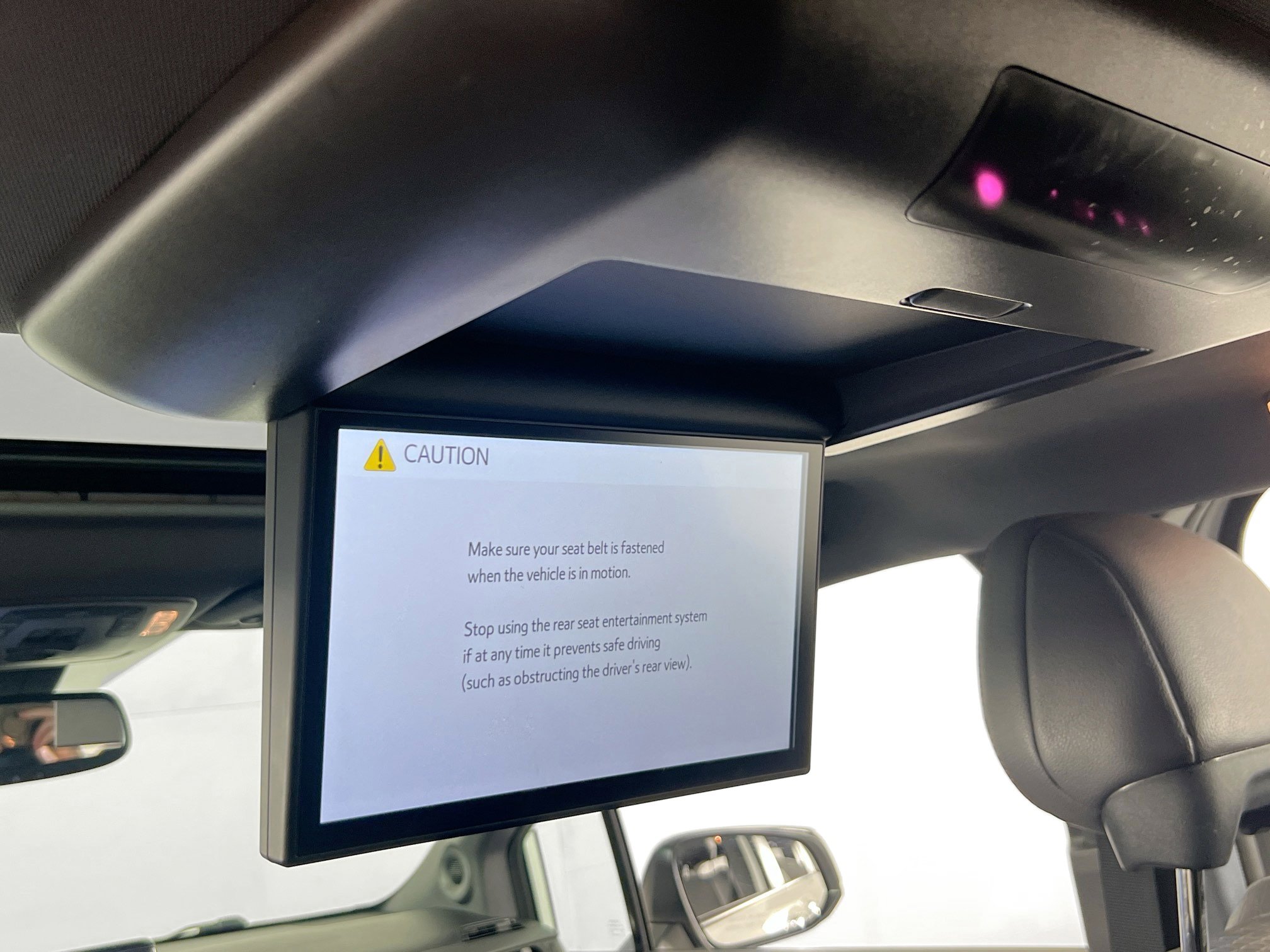 Used 2022 Toyota Sienna XSE image 26