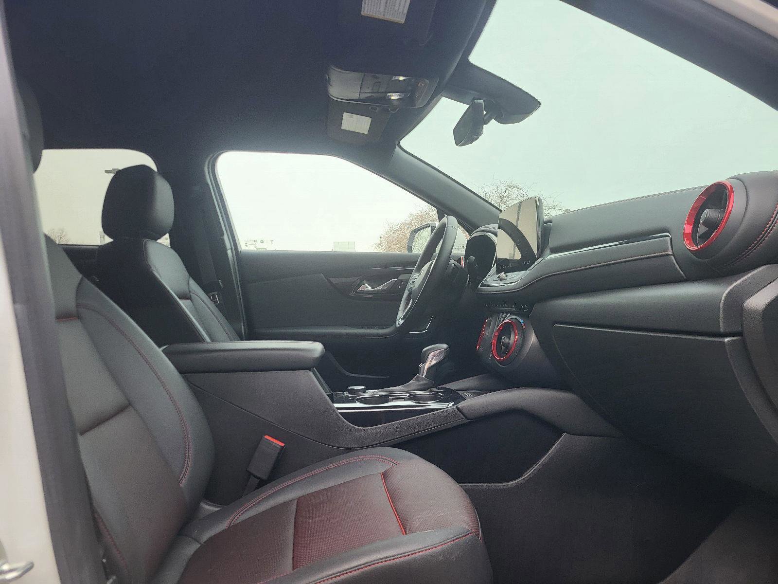 Used 2024 Chevrolet Blazer RS w/ Driver Confidence II Package image 12