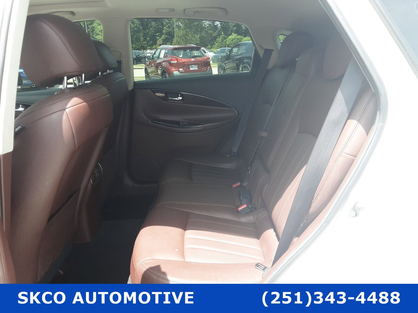 Used 2016 INFINITI QX50 2WD w/ Premium Plus Package image 14