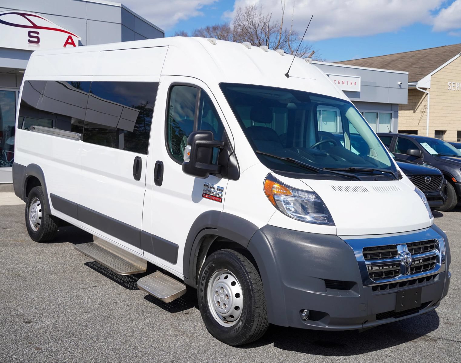 Used 2016 RAM ProMaster 2500 w/ Premium Appearance Group FWD image 12