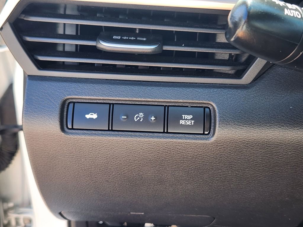 Used 2021 Nissan Altima 2.5 SV image 9