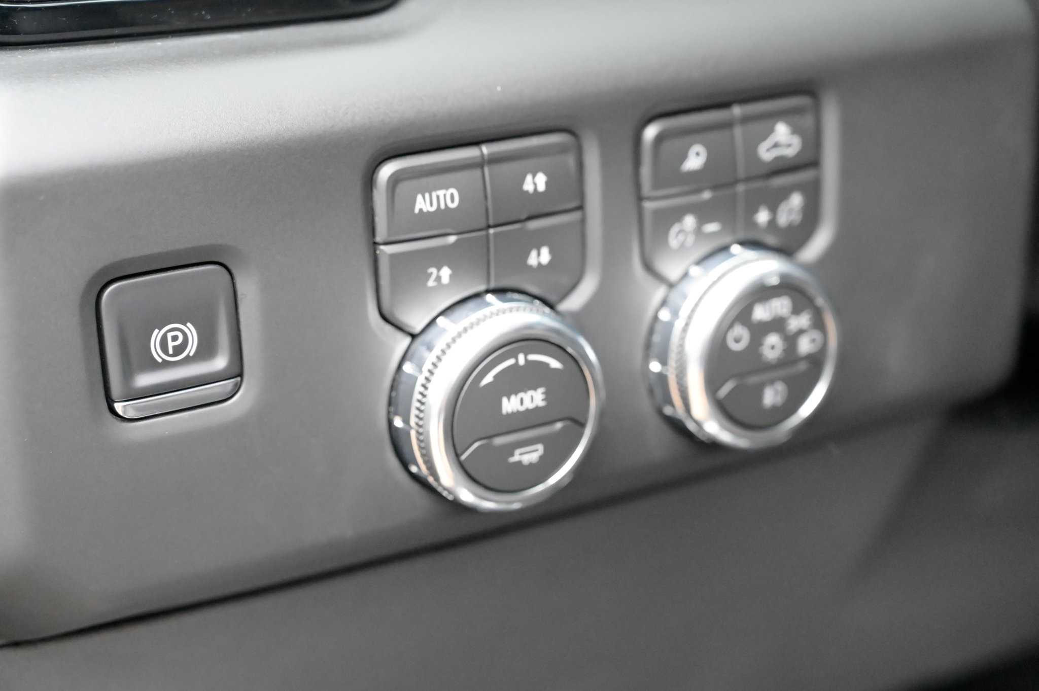 Used 2026 GMC Sierra 1500 AT4 w/ AT4 Preferred Package AWD/4WD image 23