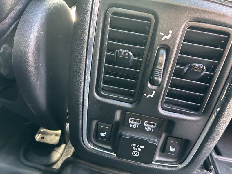 Used 2020 Jeep Grand Cherokee Trailhawk AWD/4WD image 17