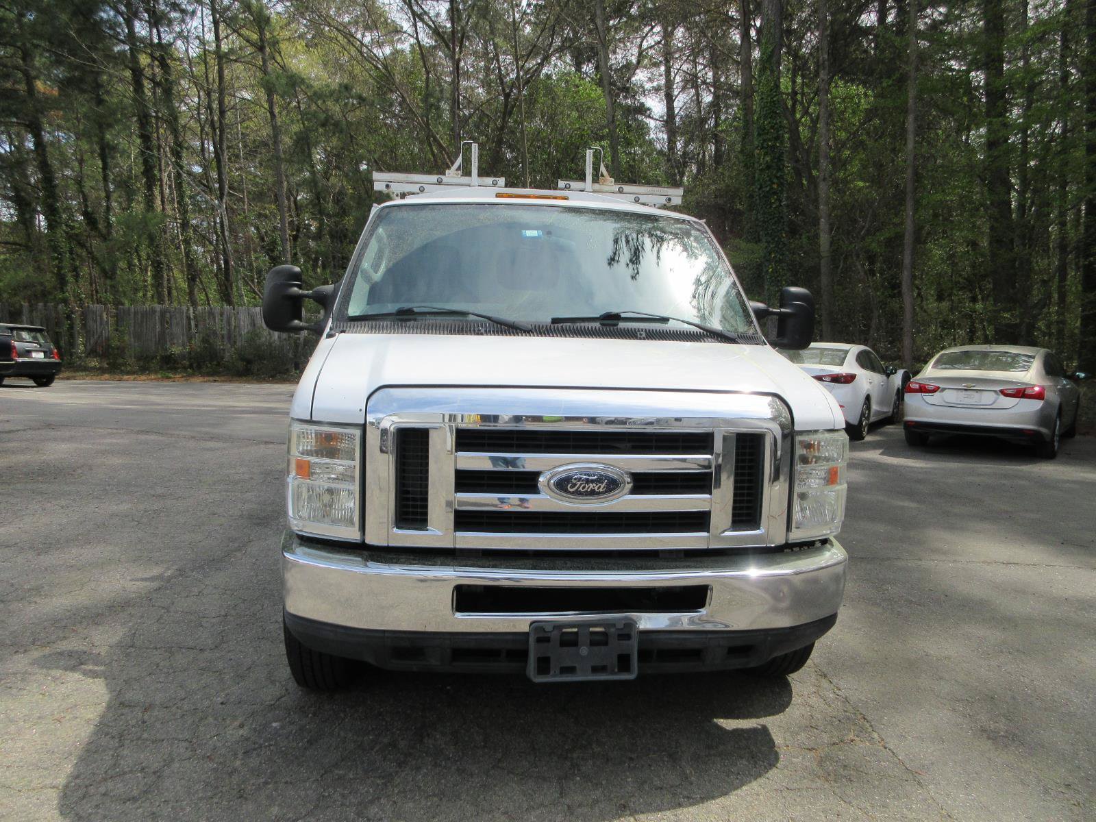 Used 2013 Ford E-350 and Econoline 350 Super Duty w/ Class I Trailer Tow Pkg RWD image 2
