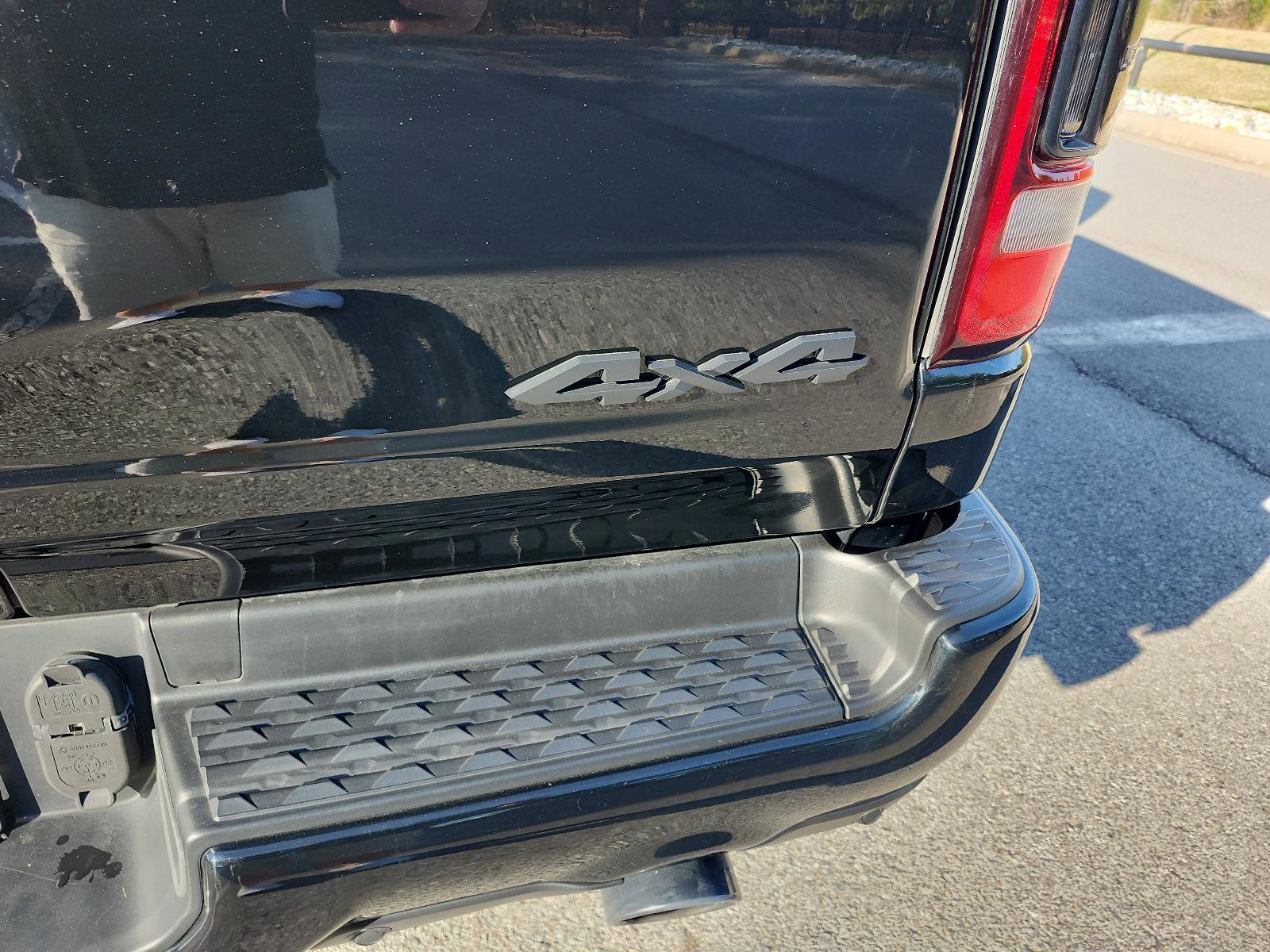 Used 2021 RAM 1500 Limited w/ Night Edition image 5