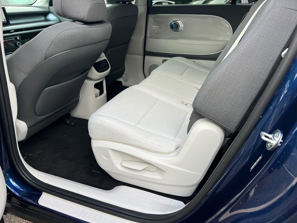 New 2026 Hyundai Ioniq 9 SE image 21