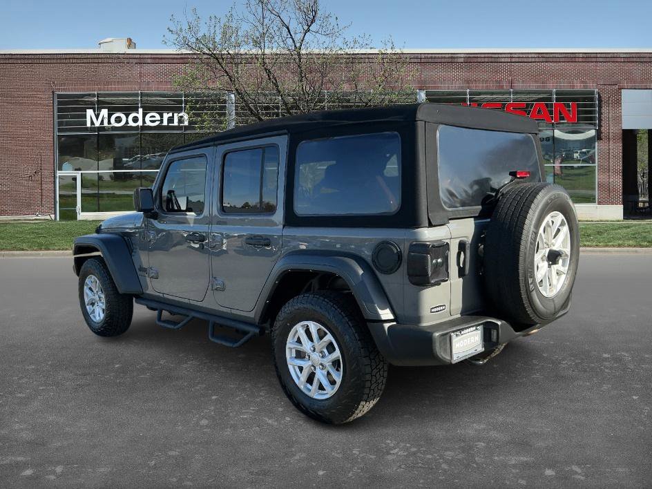Used 2023 Jeep Wrangler Sport S image 2