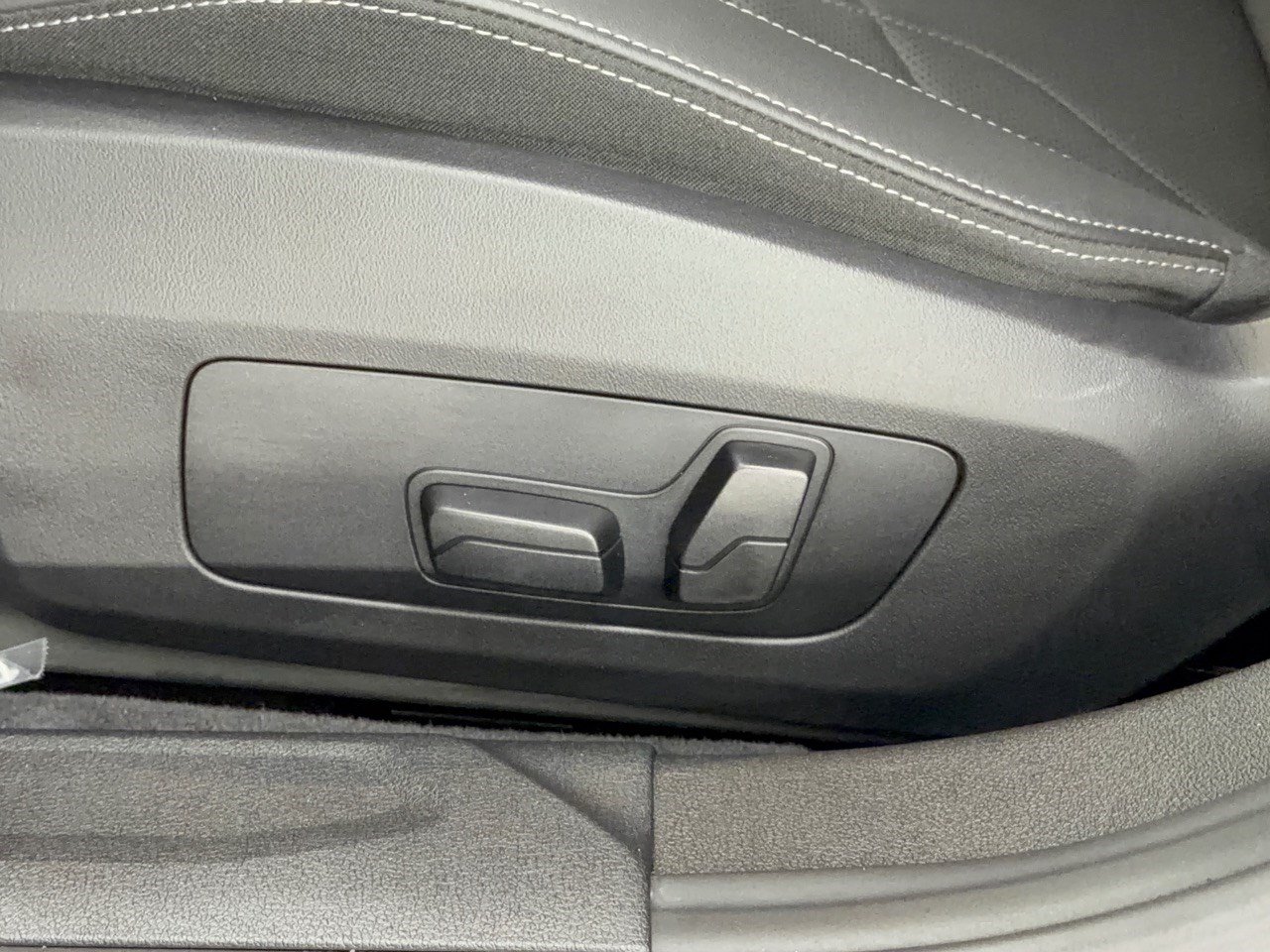 Certified 2026 BMW 228i FWD image 16
