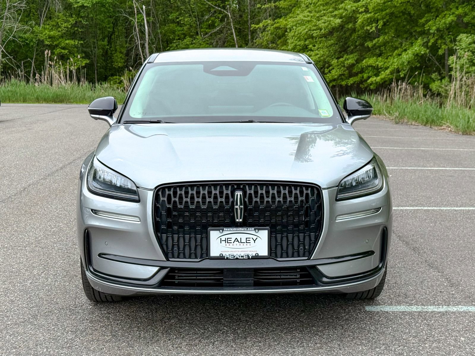Used 2023 Lincoln Corsair AWD w/ Equipment Group 101A image 2