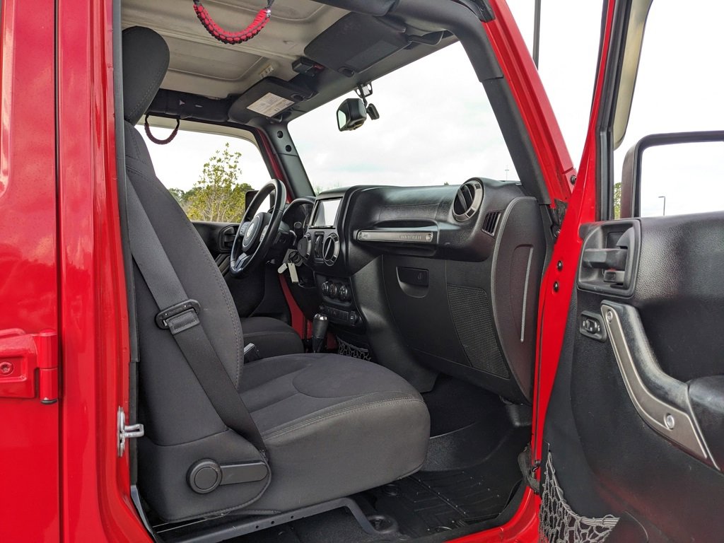 Used 2015 Jeep Wrangler Unlimited Sport w/ Quick Order Package 24S image 29