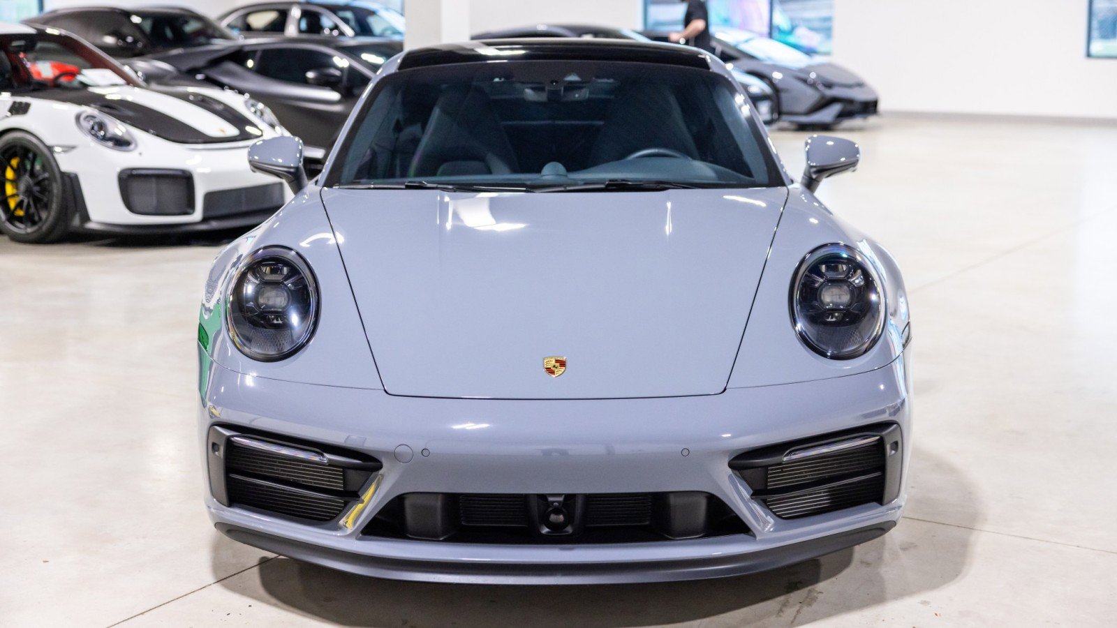 Used 2024 Porsche 911 Carrera GTS w/ Premium Package image 11