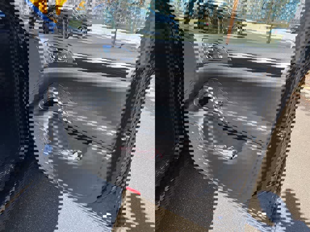 Used 2012 Porsche Cayenne S image 23