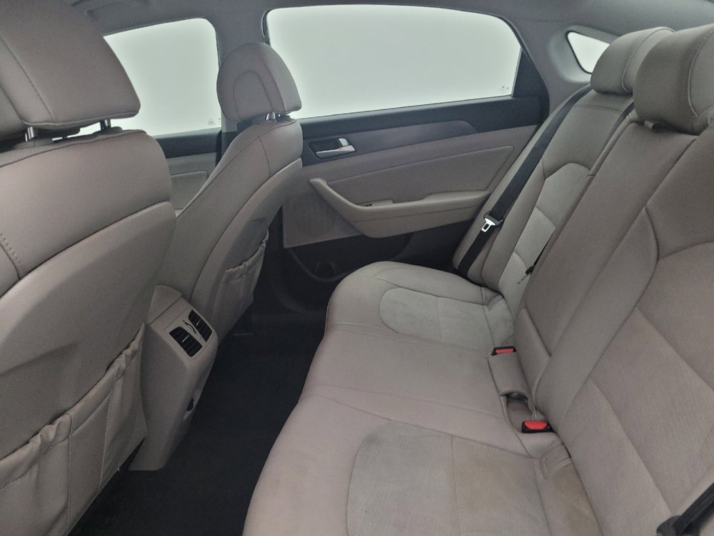 Used 2016 Hyundai Sonata Sport w/ Option Group 02 FWD image 18