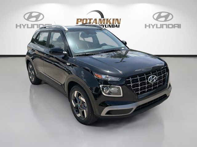 New 2026 Hyundai Venue SEL FWD image 3