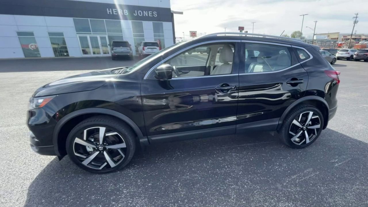 Used 2022 Nissan Rogue Sport SL AWD/4WD image 4