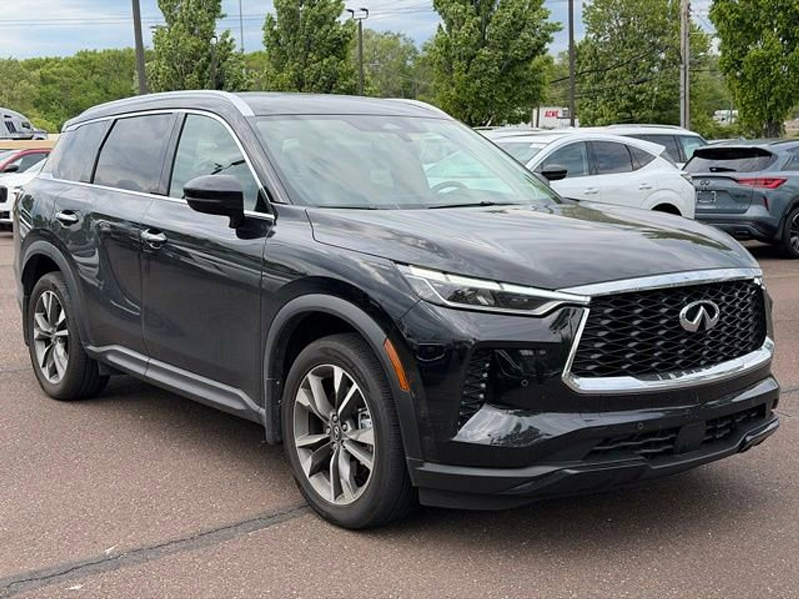 Certified 2025 INFINITI QX60 Luxe AWD/4WD image 1