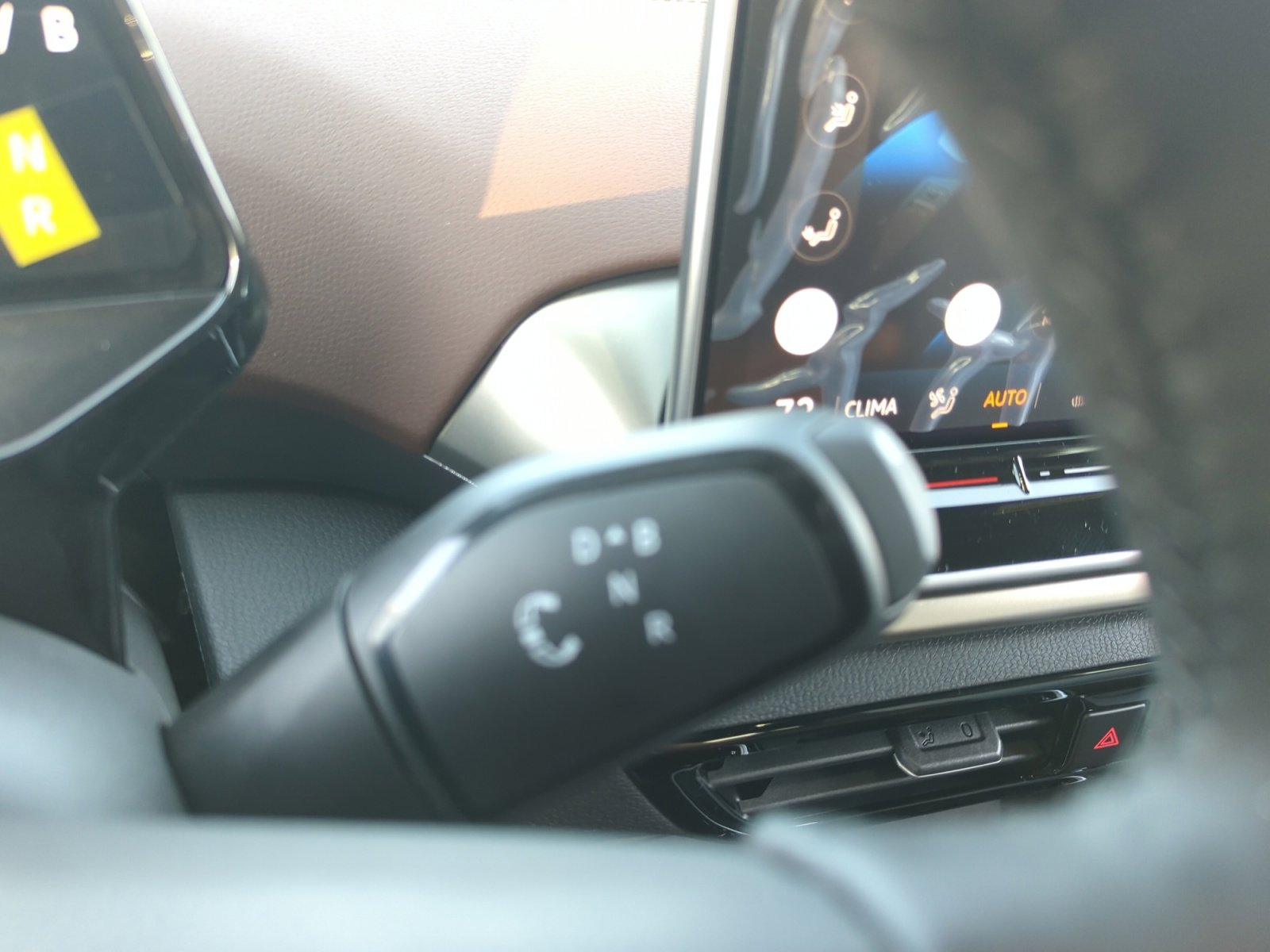 New 2026 Volkswagen ID.4 Pro image 15