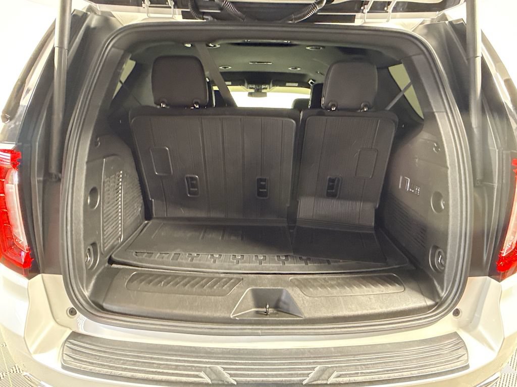 Used 2022 GMC Yukon SLT w/ SLT Luxury Package RWD image 27