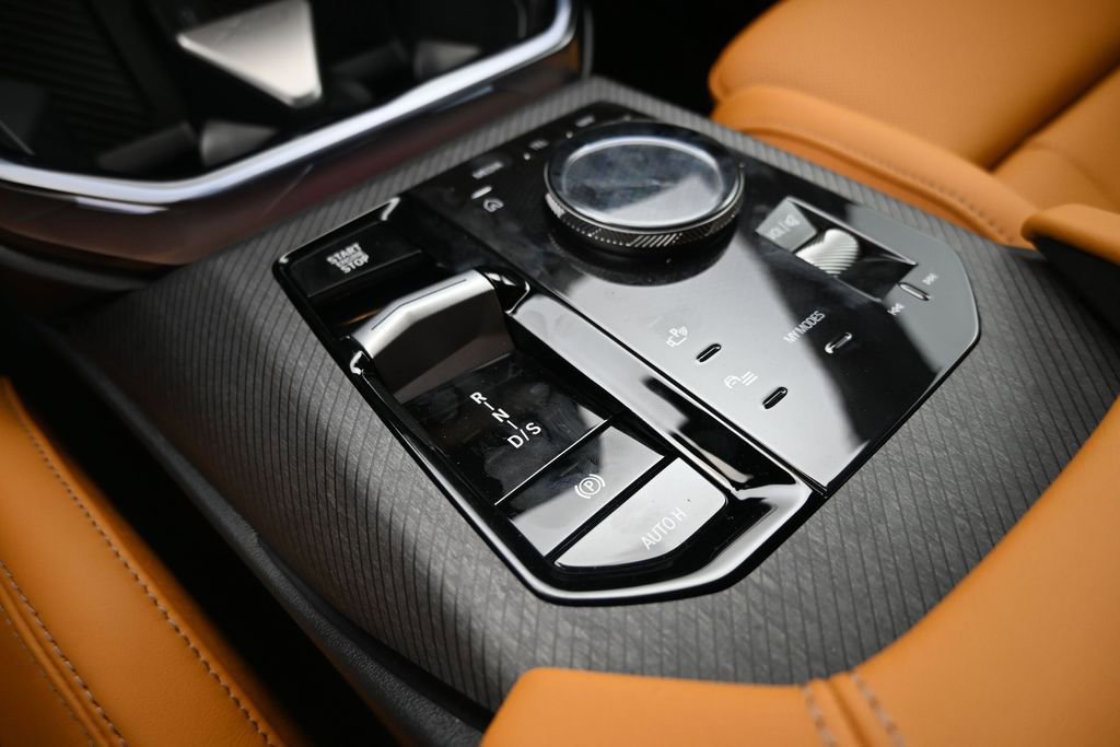 New 2026 BMW X3 xDrive30i AWD/4WD image 16