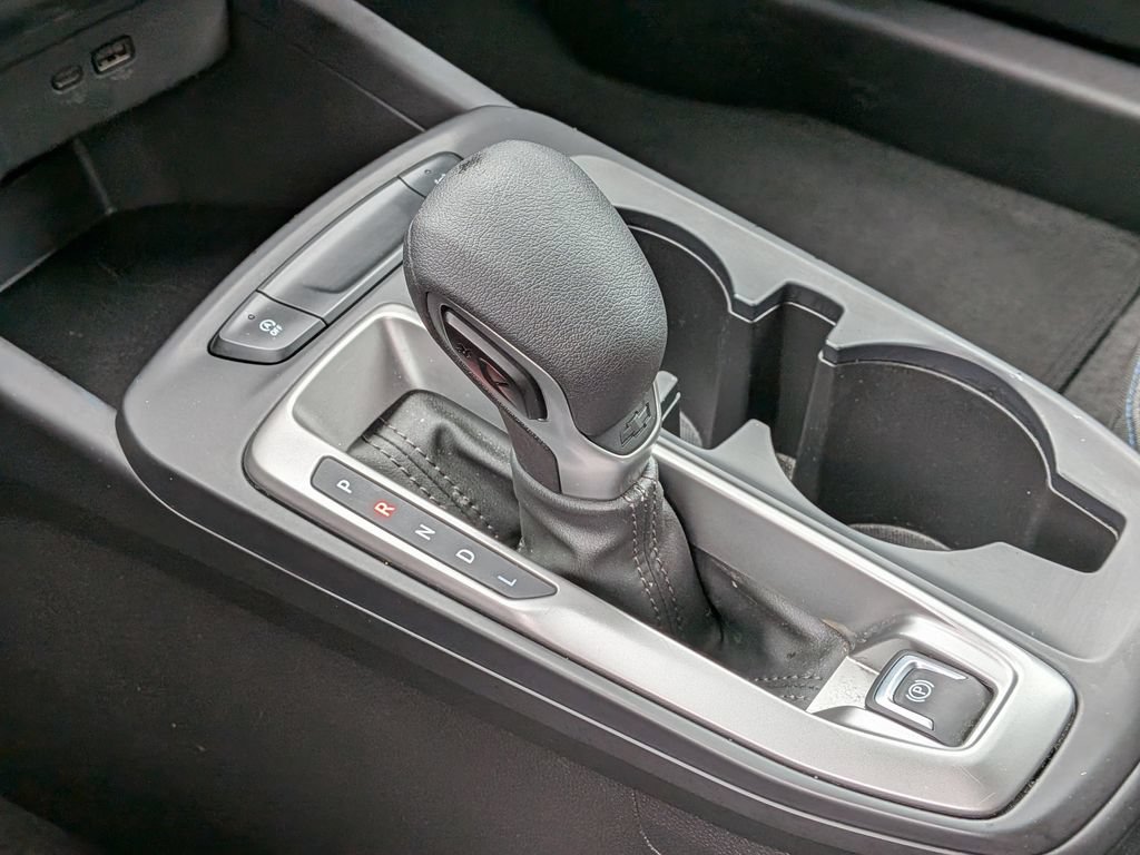 Used 2025 Chevrolet Trax LS FWD image 20