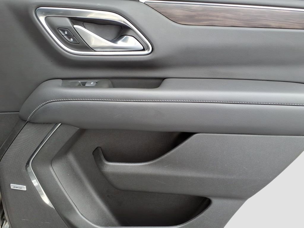 Used 2022 Chevrolet Tahoe Z71 w/ Luxury Package image 11