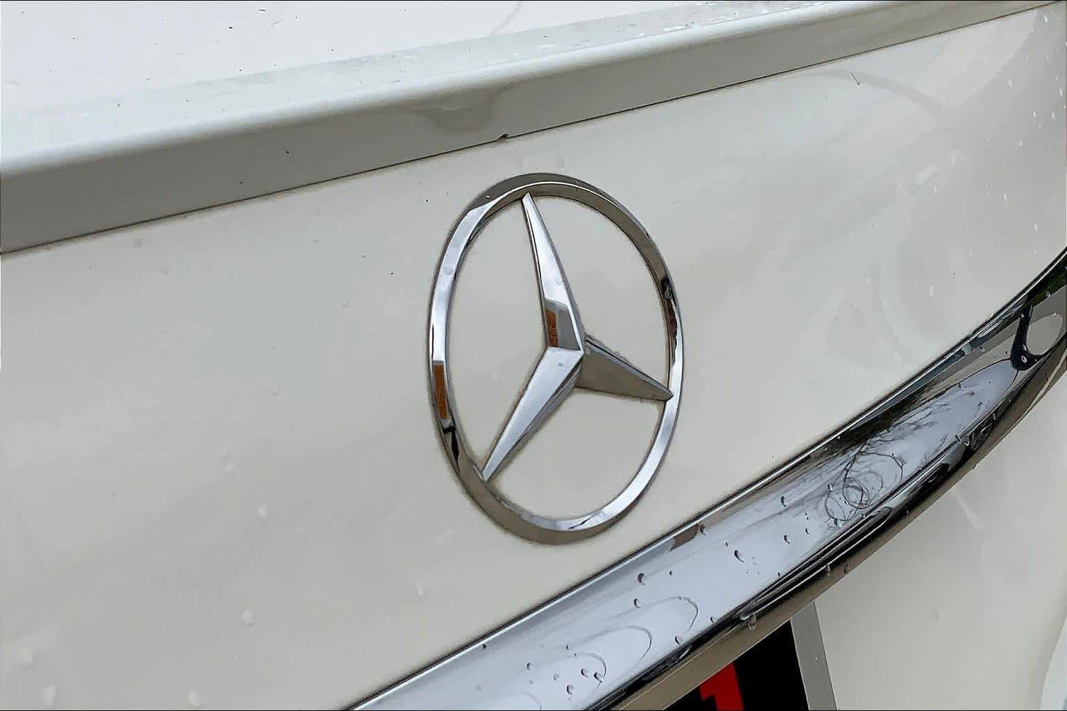 Used 2019 Mercedes-Benz E 300 image 31