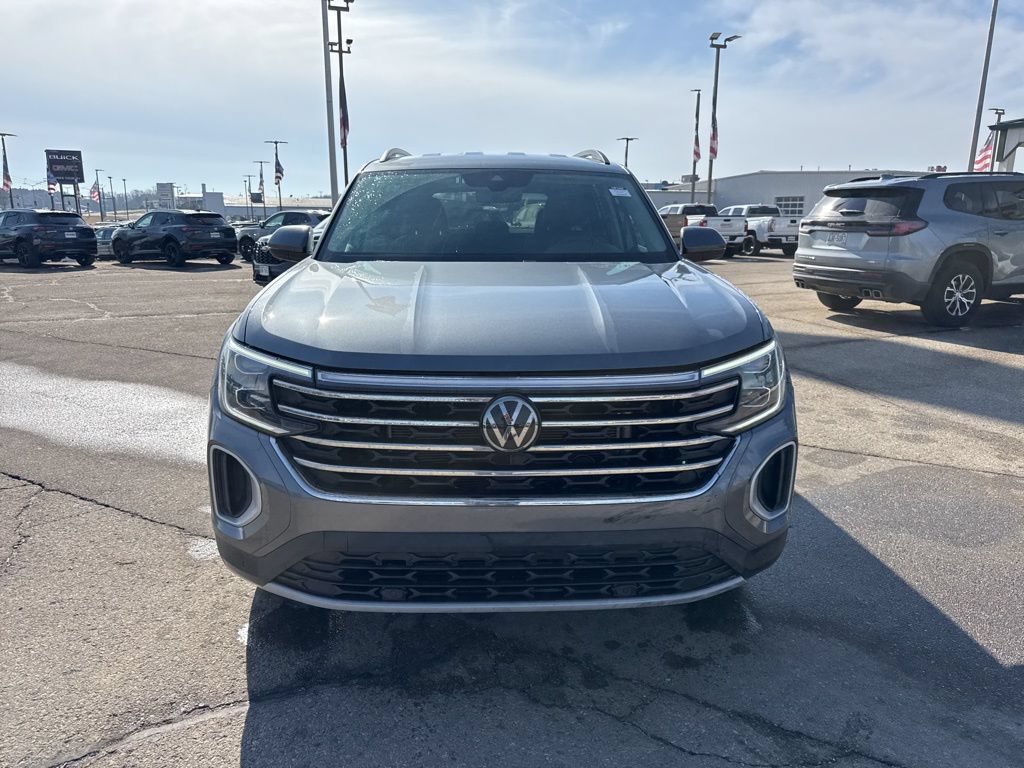 Used 2024 Volkswagen Atlas SE FWD image 4