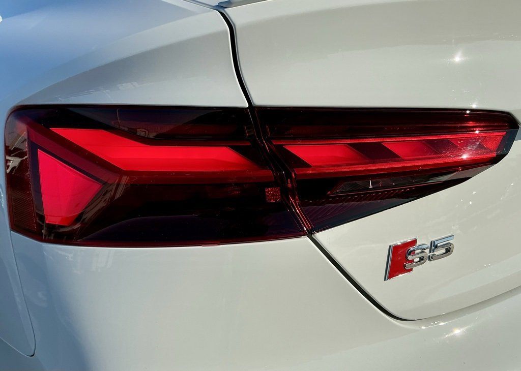 Used 2022 Audi S5 Premium Plus image 14
