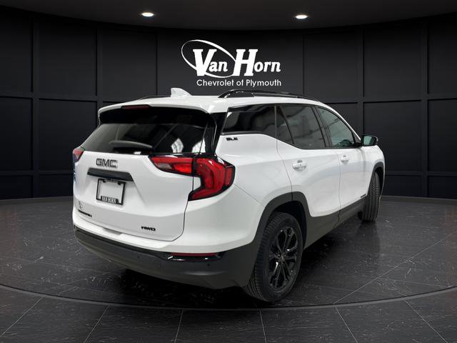 Used 2020 GMC Terrain SLE w/ Driver Convenience Package image 3