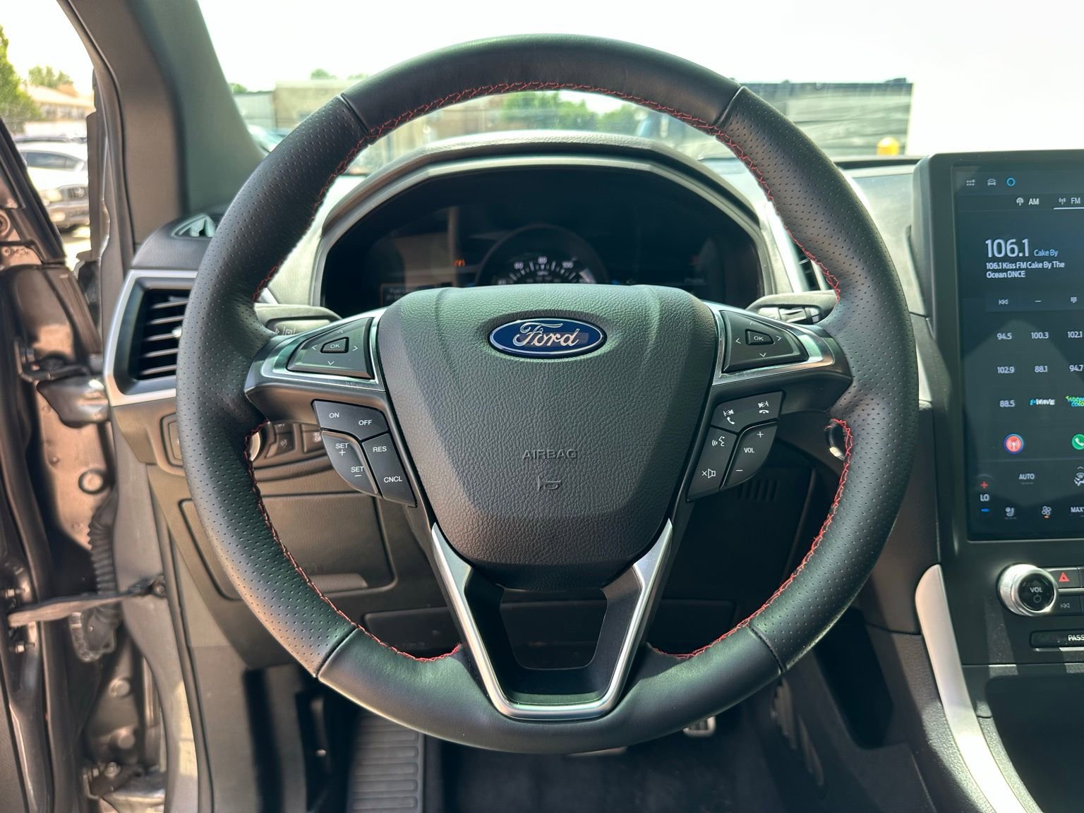 Used 2024 Ford Edge ST-Line AWD/4WD image 9