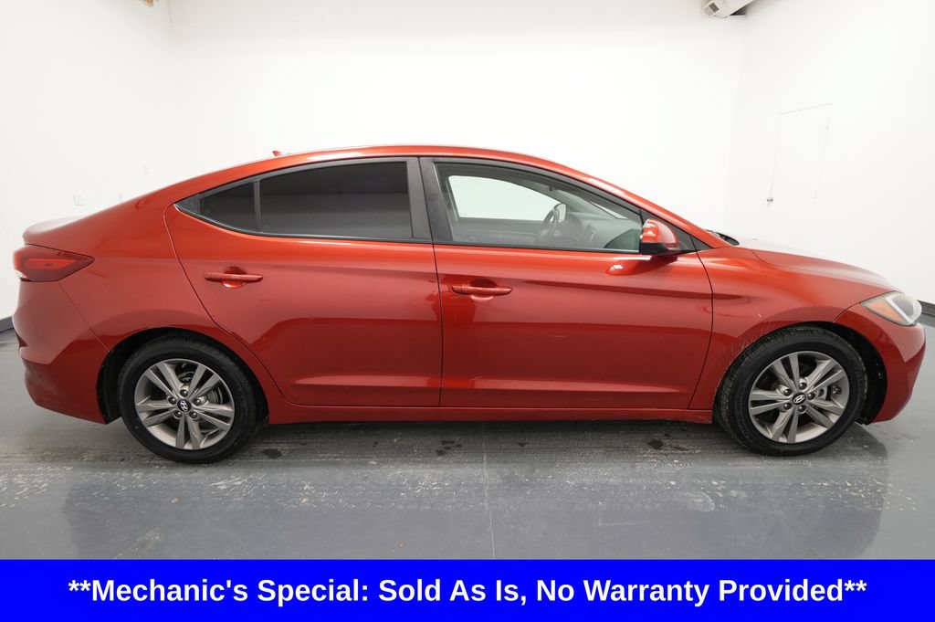 Used 2017 Hyundai Elantra SE FWD image 9