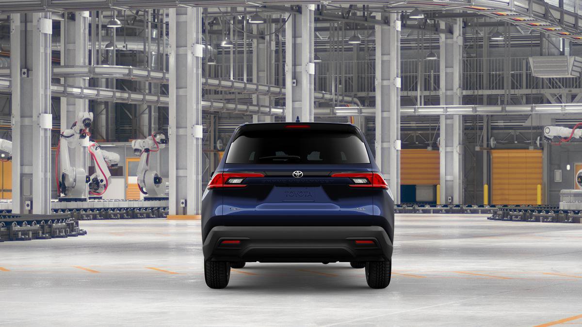 New 2026 Toyota Grand Highlander XLE FWD image 8
