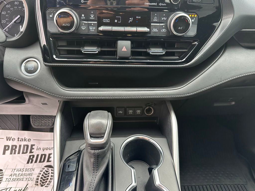 Used 2021 Toyota Highlander XSE image 16