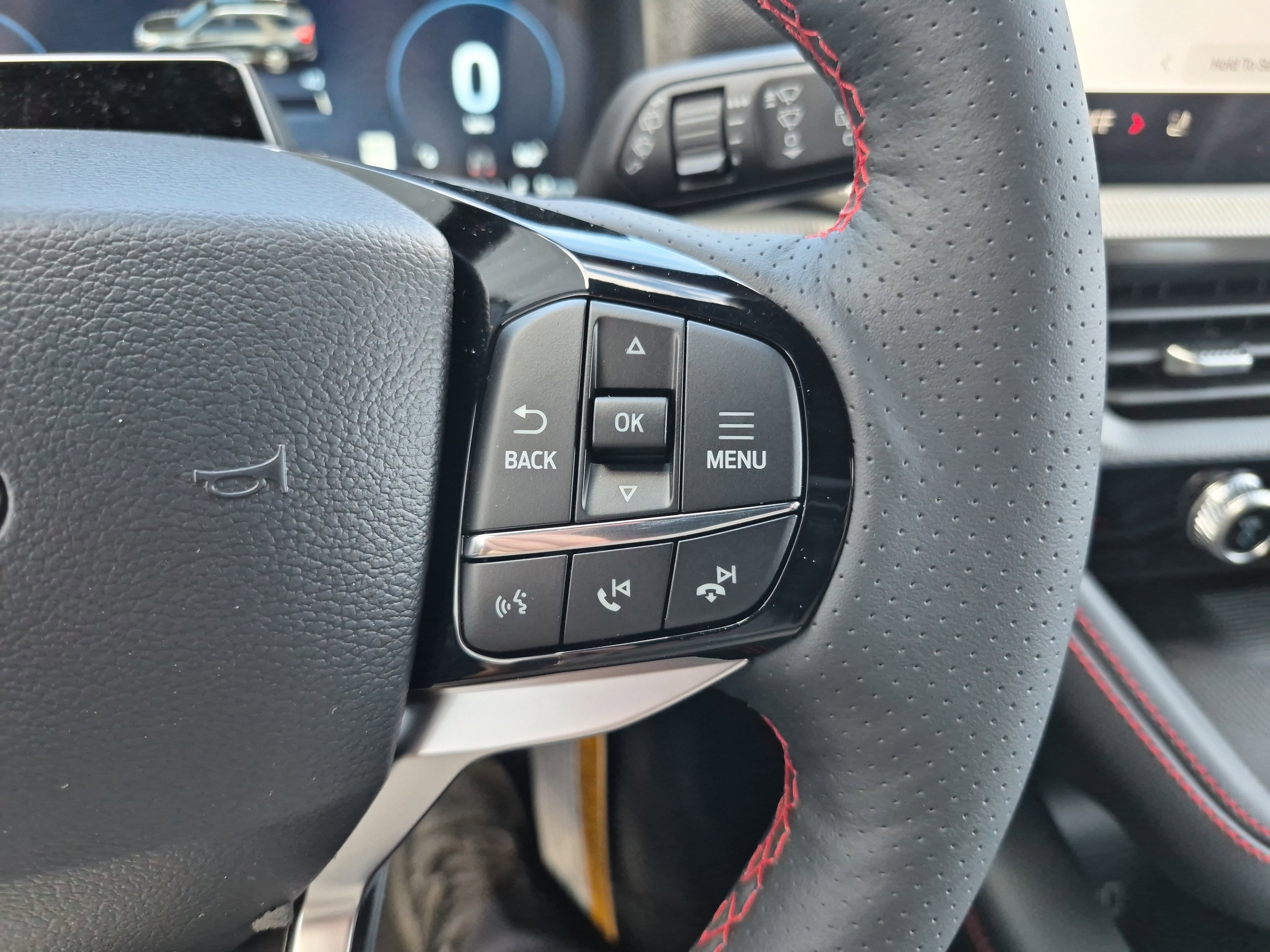 New 2026 Ford Explorer ST-Line image 30