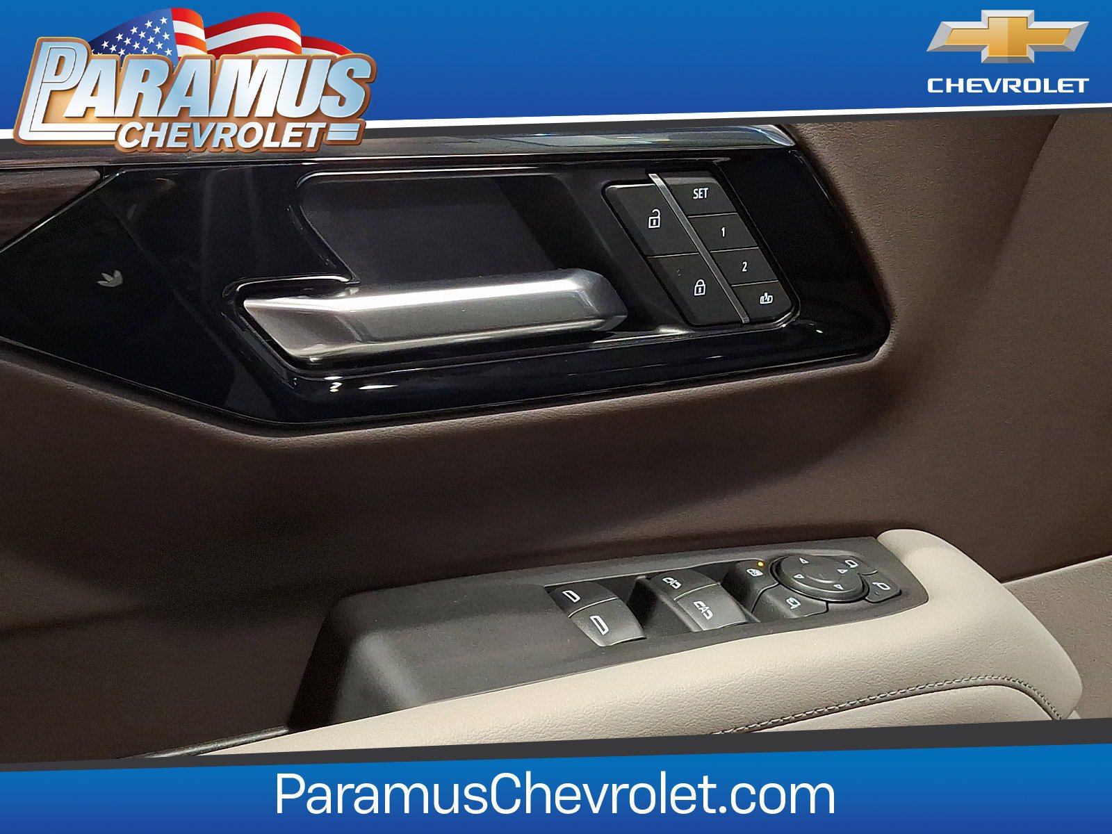 New 2026 Chevrolet Suburban LT w/ Comfort Package AWD/4WD image 7