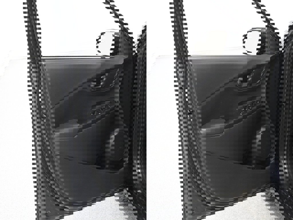 Certified 2021 Hyundai Kona SE image 4