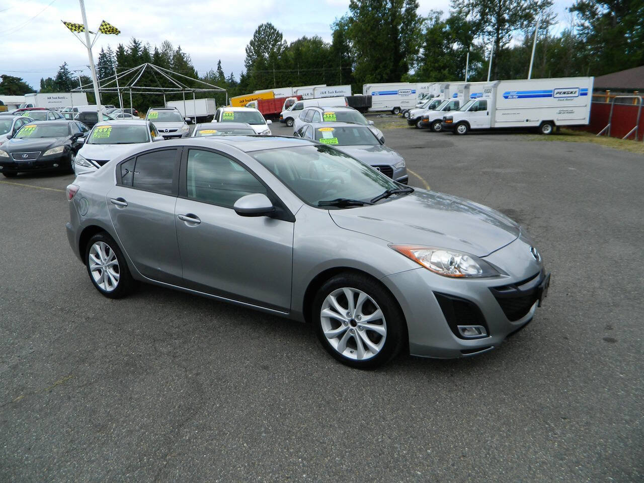 Used 2010 MAZDA MAZDA3 s Sport FWD image 2