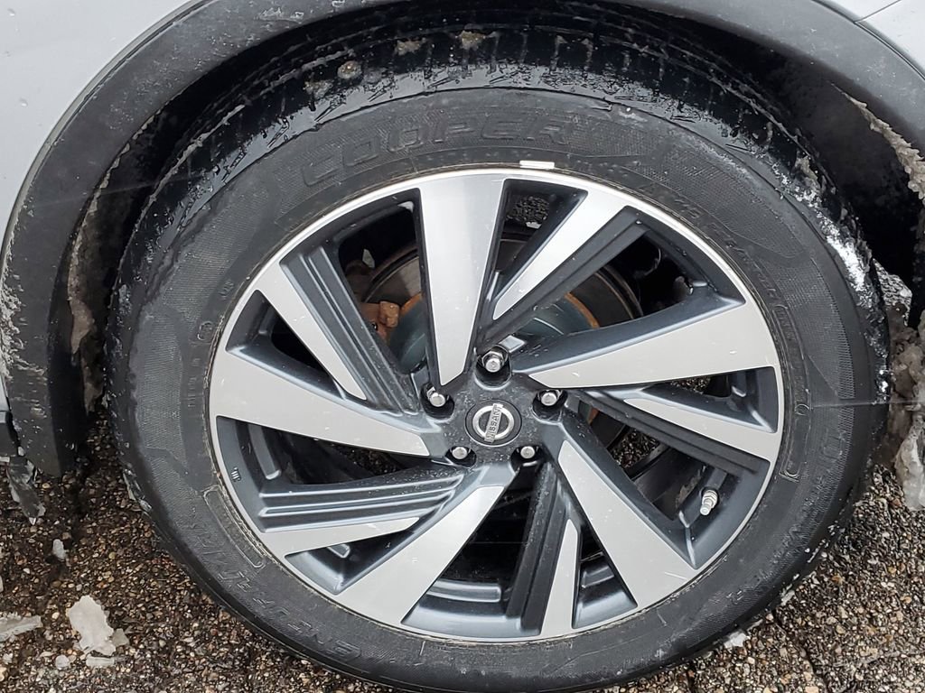 Used 2017 Nissan Murano S image 37