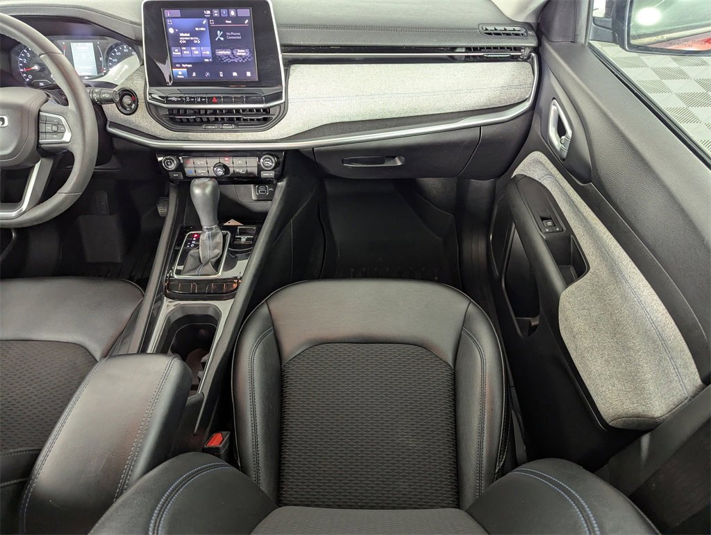 Used 2022 Jeep Compass Latitude image 16