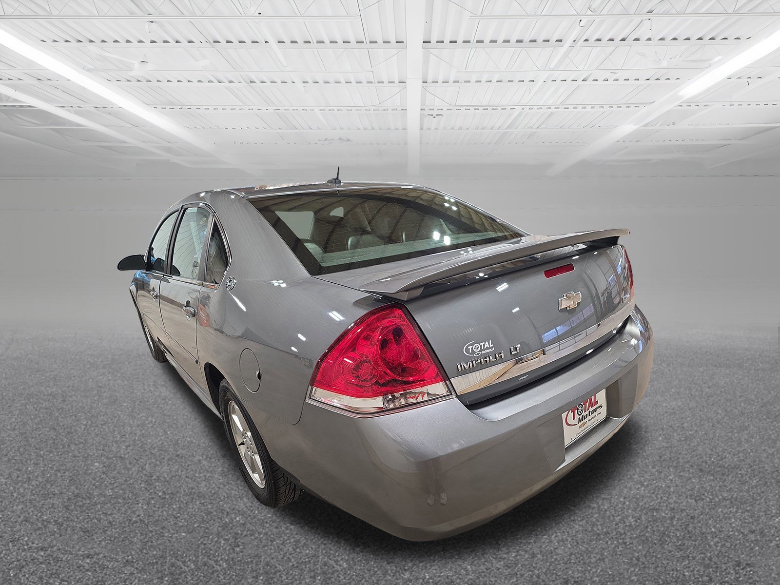 Used 2009 Chevrolet Impala LT w/ Luxury Edition Package image 8