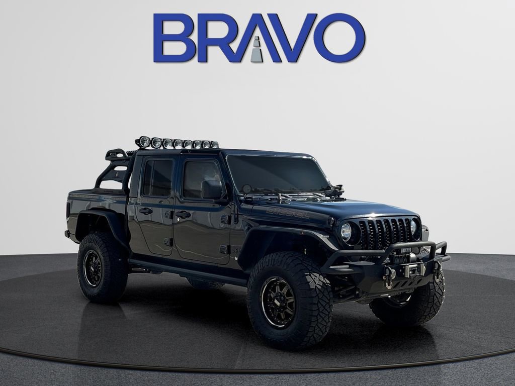 Used 2021 Jeep Gladiator Sport image 3